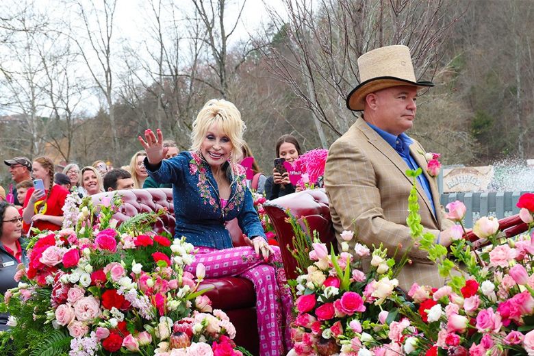 How Dolly Parton Shaped Pigeon Forge
